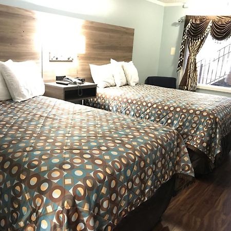 Barnwell Winton Inn & Suites מראה חיצוני תמונה